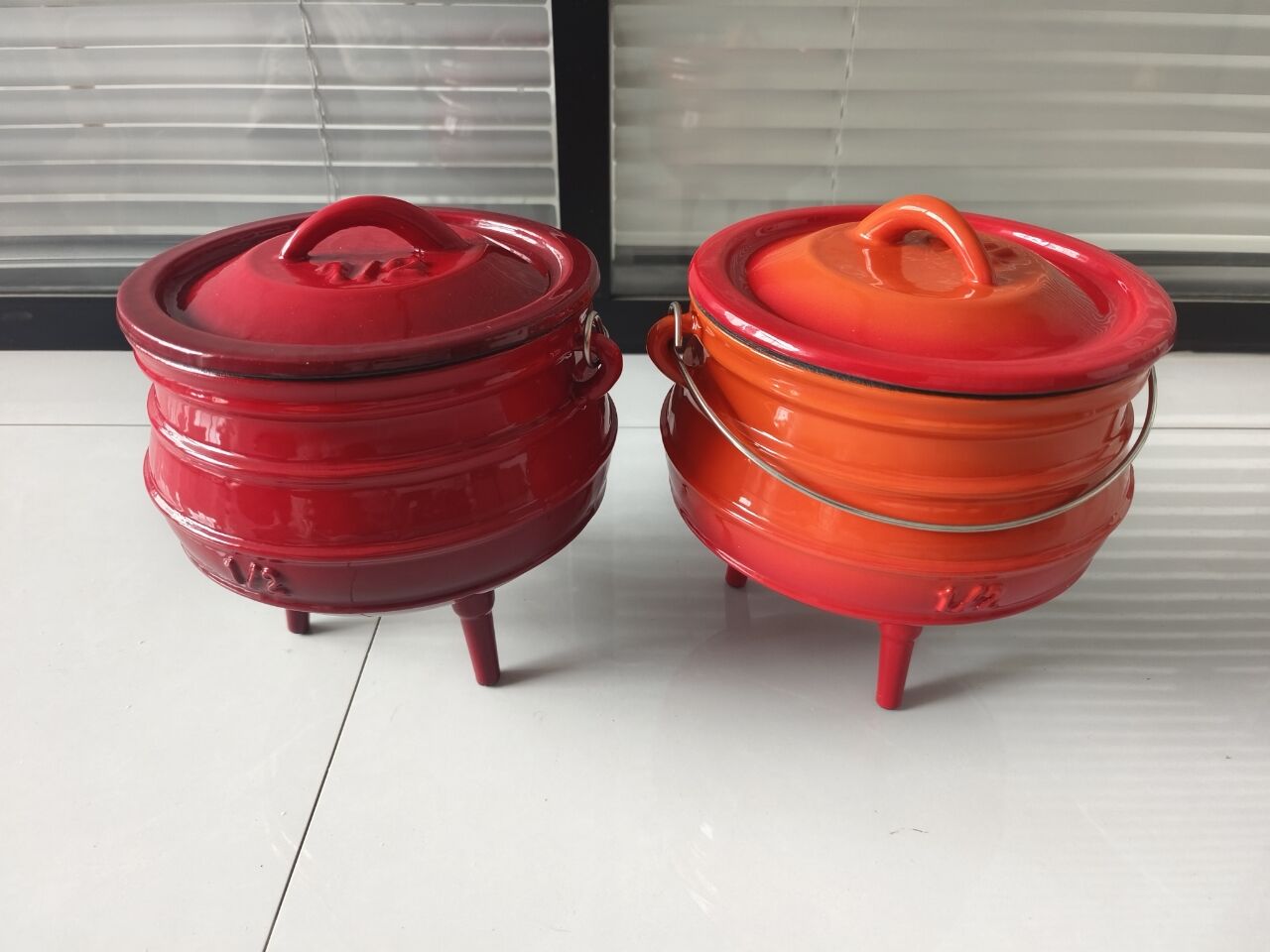 1/2# Cast Iron Enamel Dutch Ov - Camp Dutch Oven Cast recension och pris