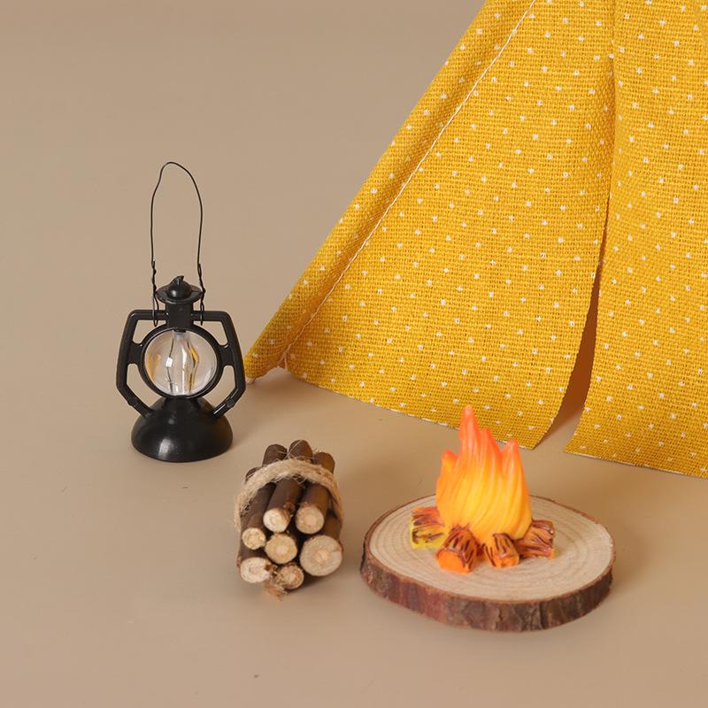 **1 Set 1/12 Doll House Outdoo - Camping Cooking Pack recension och pris